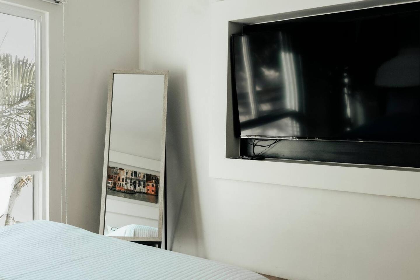 Studio 112 - Stay In Style, Stay Central エンセナダ エクステリア 写真